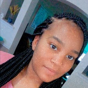 Meet your Posher, Faith